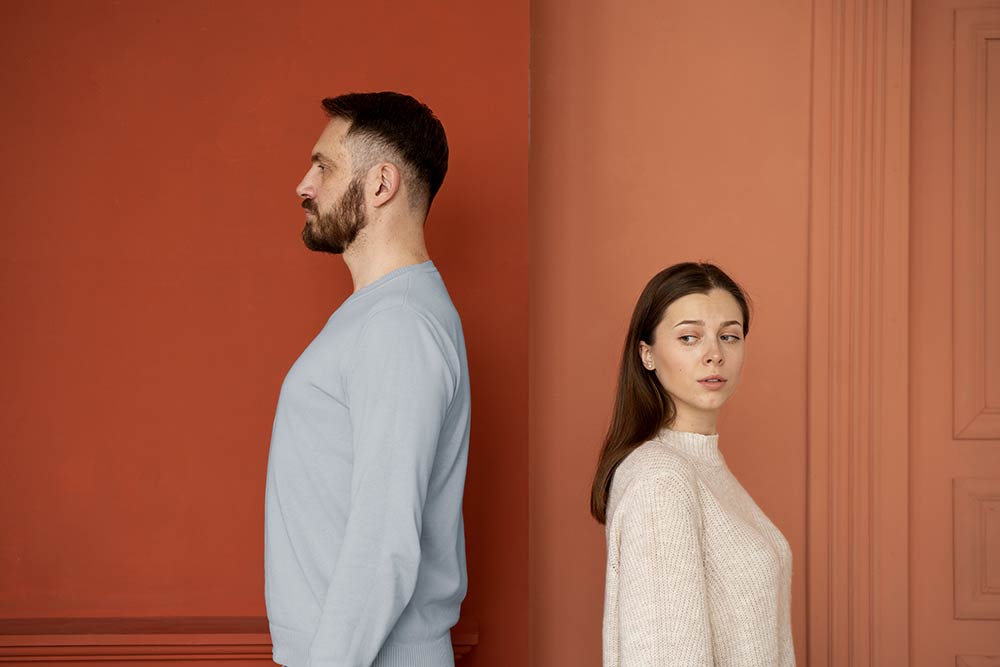 Cómo el gaslighting puede quemar una relación